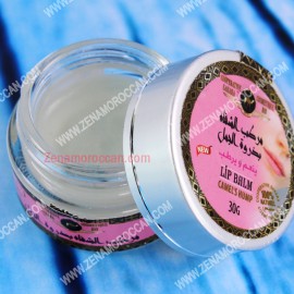 Lip balm with camel hump
