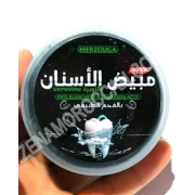 Teeth whitener with natural charcoal