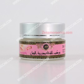 Lip balm with camel hump 