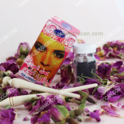 Moroccan Kohl with roses