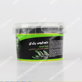 Black soap for peeling with olive oil 